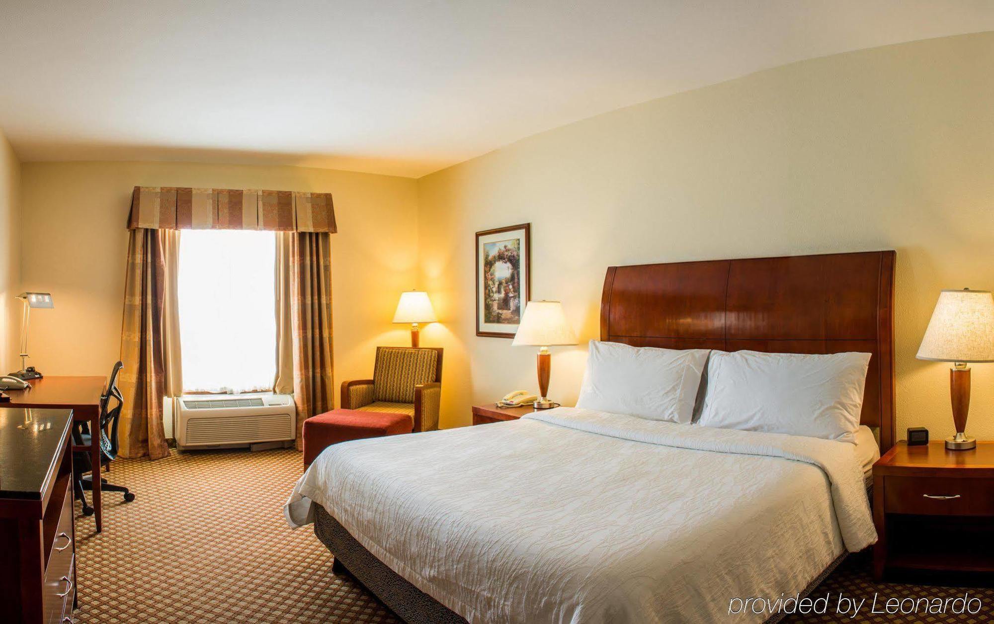 Hilton Garden Inn Elkhart Buitenkant foto
