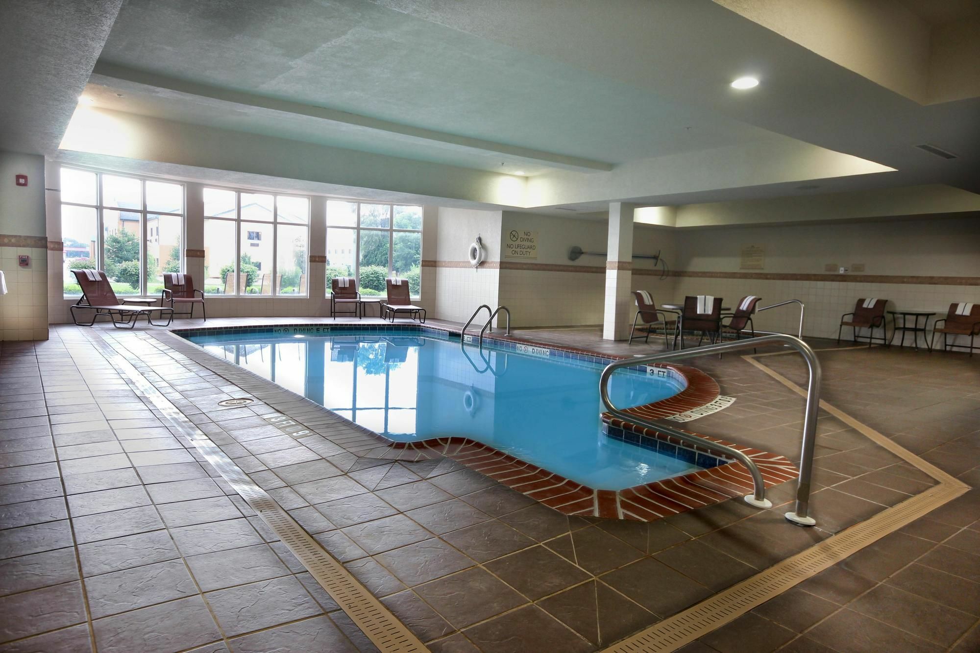 Hilton Garden Inn Elkhart Buitenkant foto
